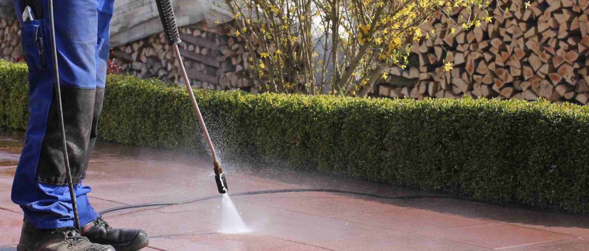 garden maintenance WD23